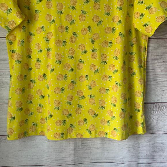 Easy Essentials Yellow Pineapple Polka Dot Print Tee Shirt Short Sleeve Size L - Picture 3 of 10